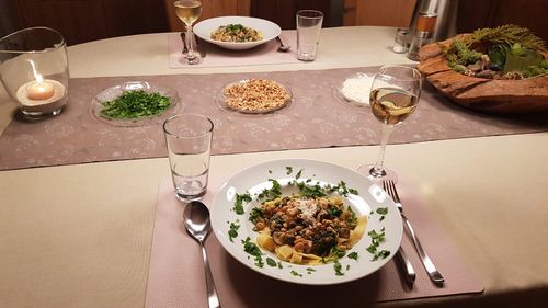 Pasta mit Kichererbsen, Champignons & Walnusstopping beim Friday-Evening-Cooking mit AOK und WLV